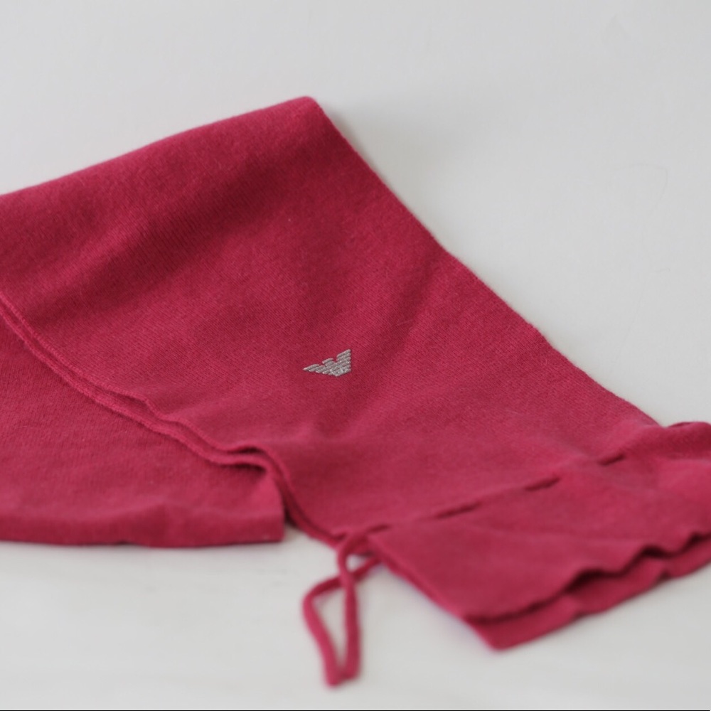 ARMANI JUNIOR SCRAF In RED